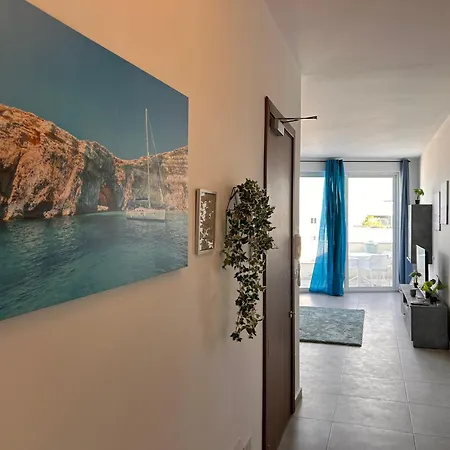Qawra Penthouse - Spacious Sleeps 5 St. Paul's Bay Exterior photo