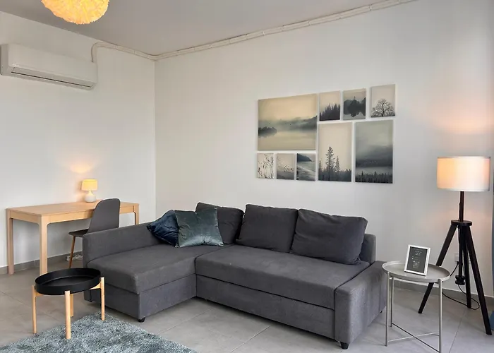 Qawra Penthouse - Spacious Sleeps 5
