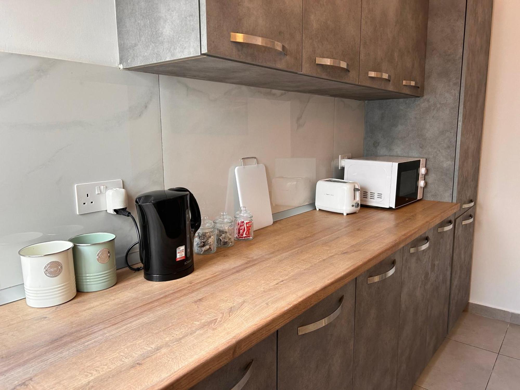 Qawra Penthouse - Spacious Sleeps 5 Apartment St. Paul's Bay