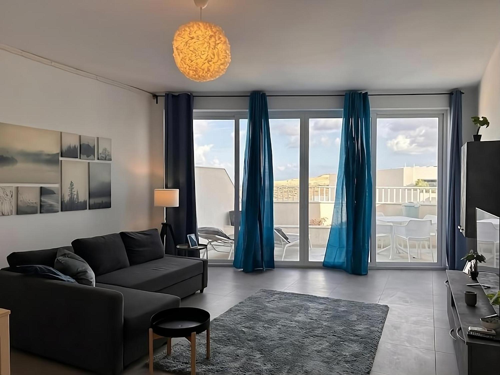 Apartment Qawra Penthouse - Spacious Sleeps 5